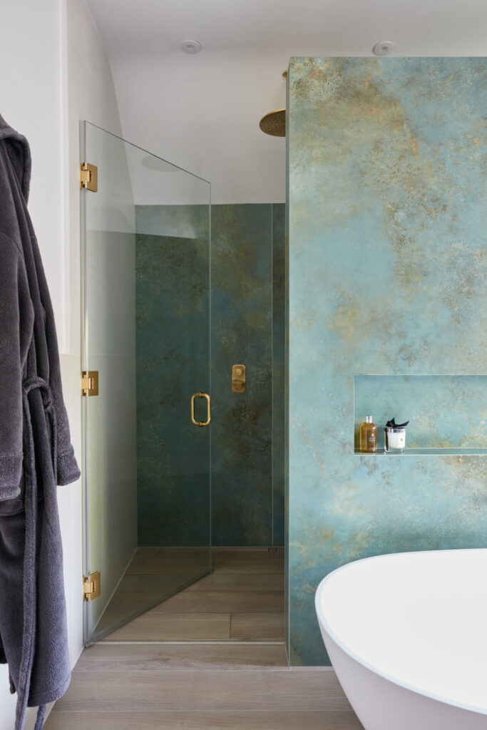 en-suite bathroom design dubai