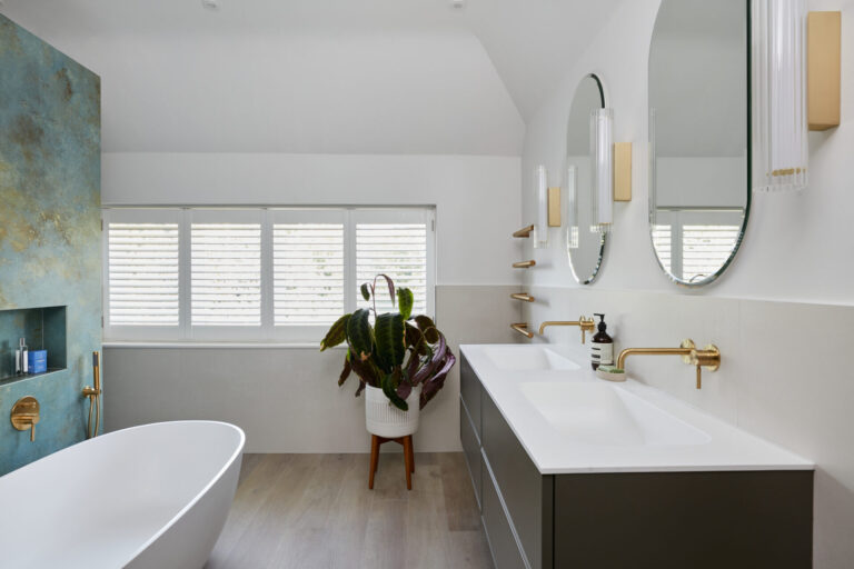 luxury en-suite bathroom design dubai